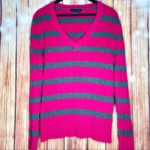 Tommy Hilfiger Women’s V Neck Sweater Size Large